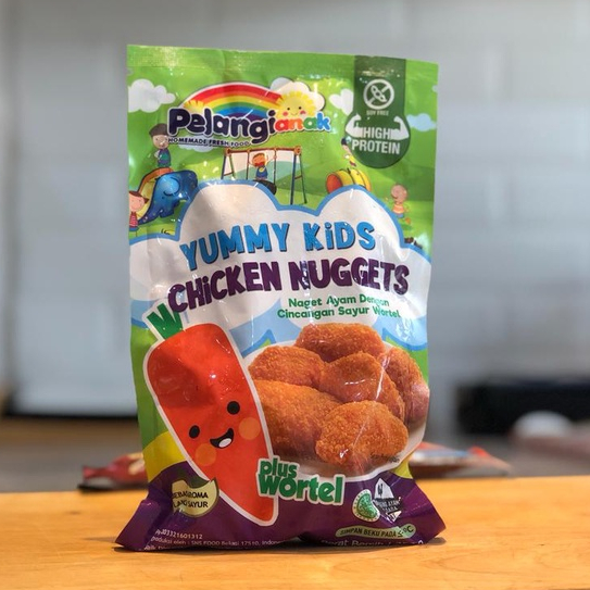 

Chicken Nugget Wortel Yummy kids Pelangi 250gr siap goreng
