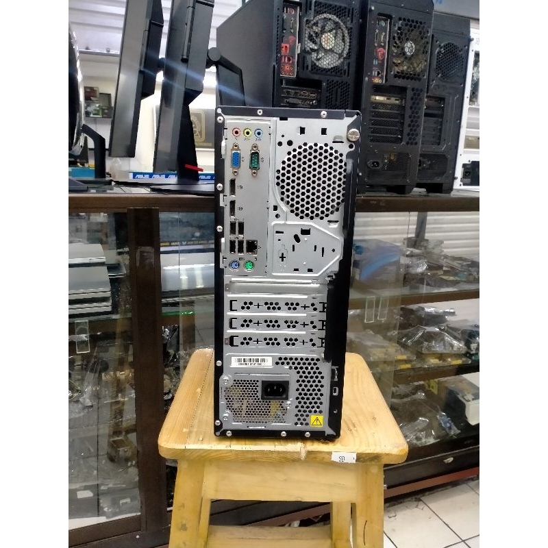 PC LENOVO THINKCENTRE I7 7700 RAM 16 GB SSD 512 GB VGA CARD 4 GB MANTAP