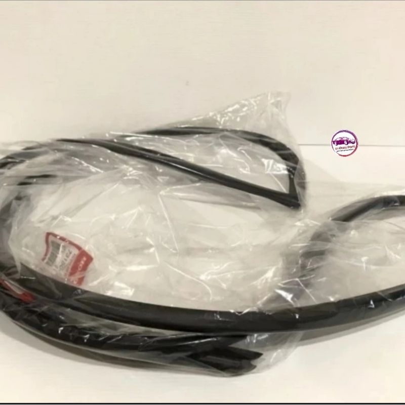 Karet Lis ListvKaca Depan Atas Honda Jazz GD3 2004-2008 Original Honda