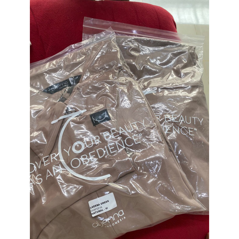 laeeba dress natural M 1 set aljenna