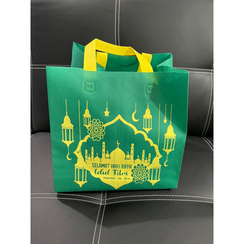 

goodie bag lebaran/goodie bag hampers/tas hampers/tas bingkisan/tas parcel/tas idul fitri/tas lebaran/tas zakat idul fitri/tas hantaran/goodie bag idul fitri/tas hadiah lebaran/tas lebaran/goodie bag/tas parcel lebaran/eid mubarak goodie bag/tas zakat