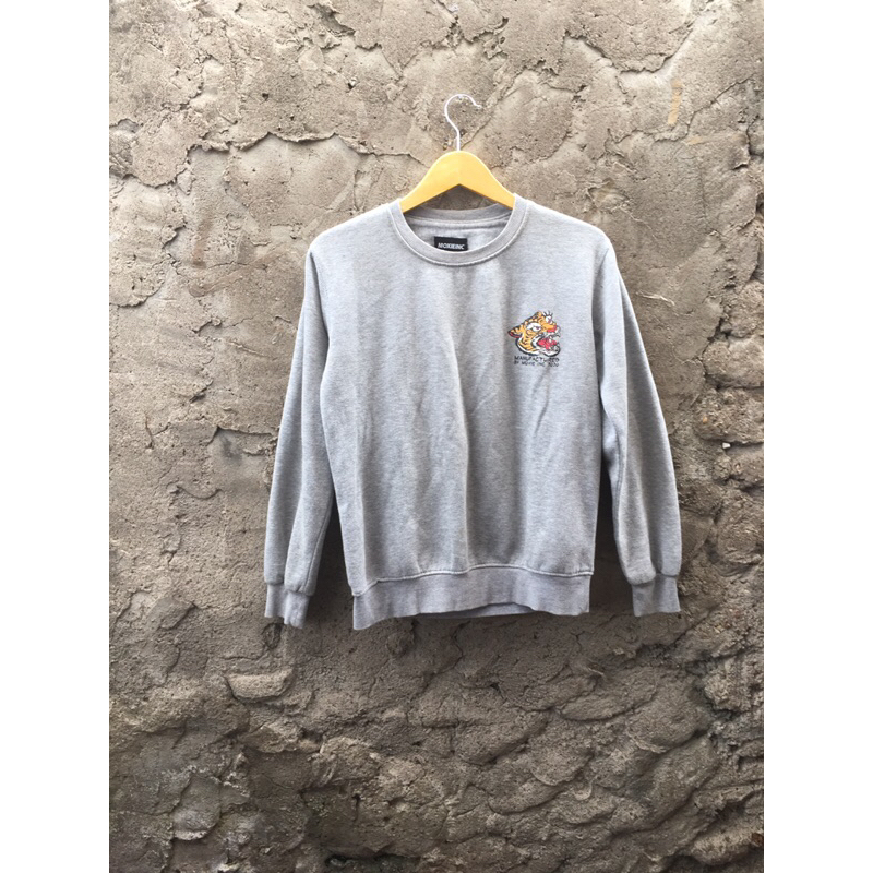 Moxie Inc — Wrestling Crewneck / Sweatshirt