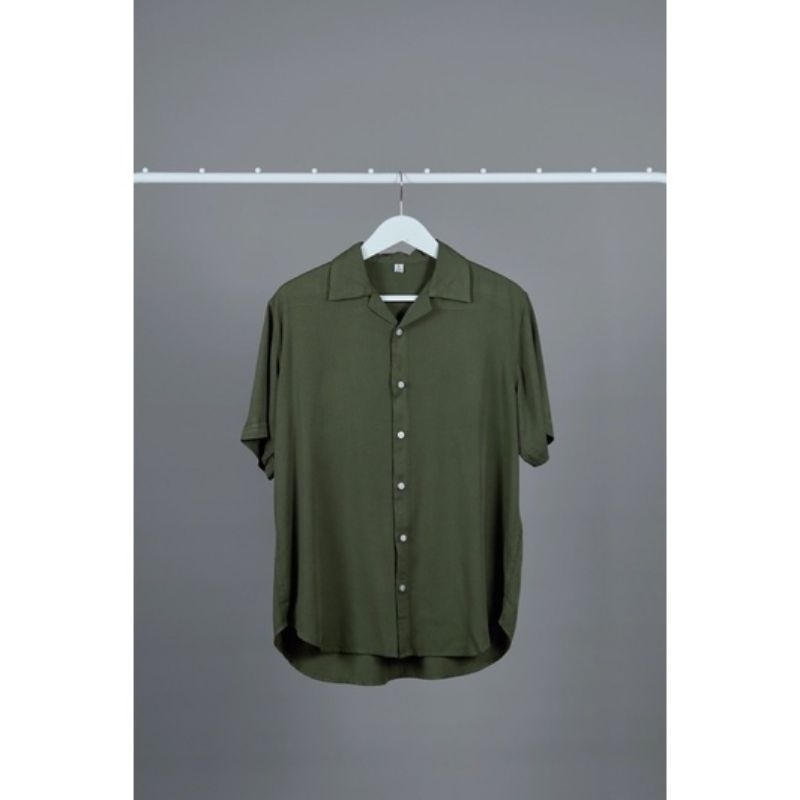 Kemeja Pria Polos | V neck | lengan pendek