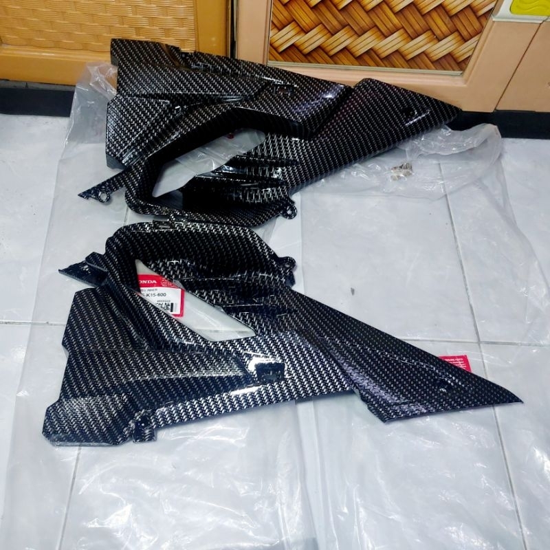 SHROUD INNER CB150R LED ORIGINALCOVER SAYAP DALAM CB150R K15M CARBON