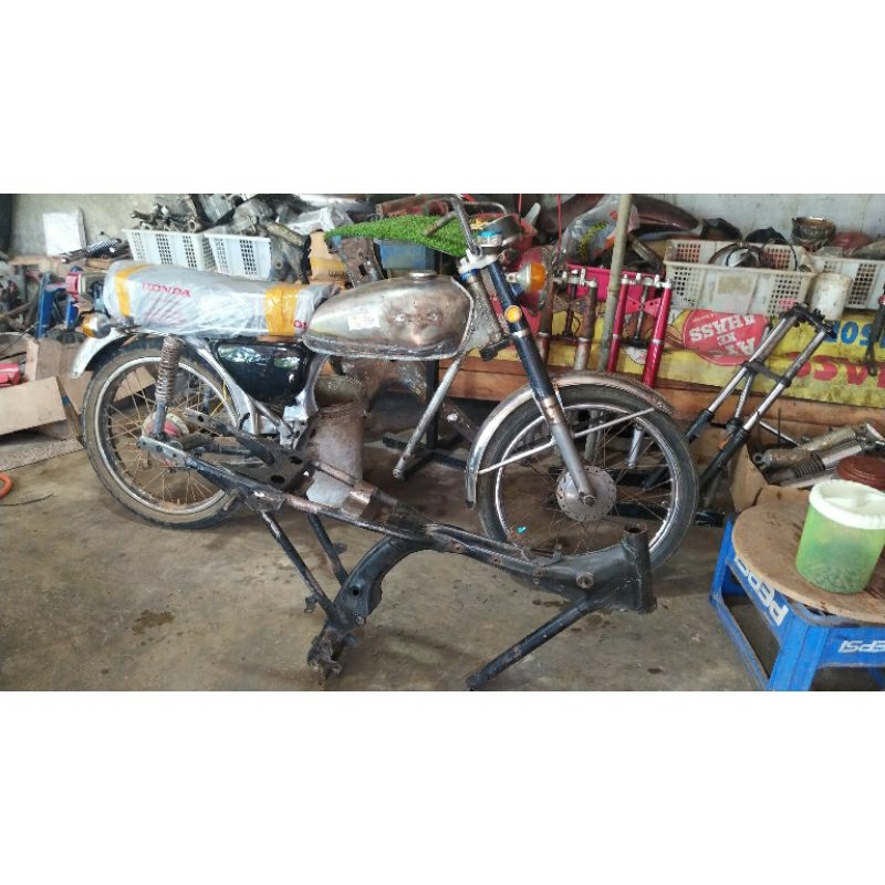 rangka gl100 rangka gl 100 CDI balung gede