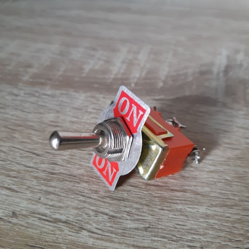 Saklar Tuas Toggle 3pin/ Toggle Switch ON-ON 3 Kaki 6009