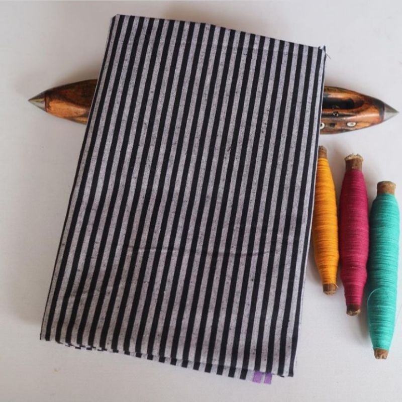Kain Lurik Monocrome Hitam Putih garis kecil