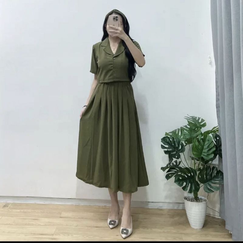 04569 MADIECA BUTTON COLLAR AIRFLOW LONG SKIRT SET ROK,