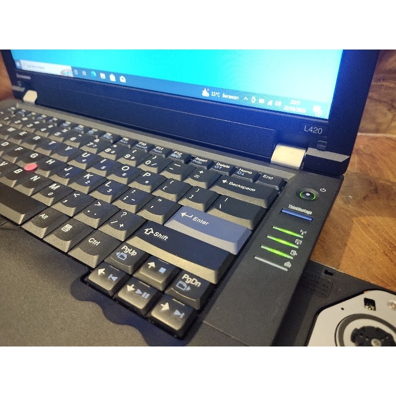 Lenovo Thinkpad L420 Core i5-Gen2 Ssd 128GB Super murah Bergaransi
