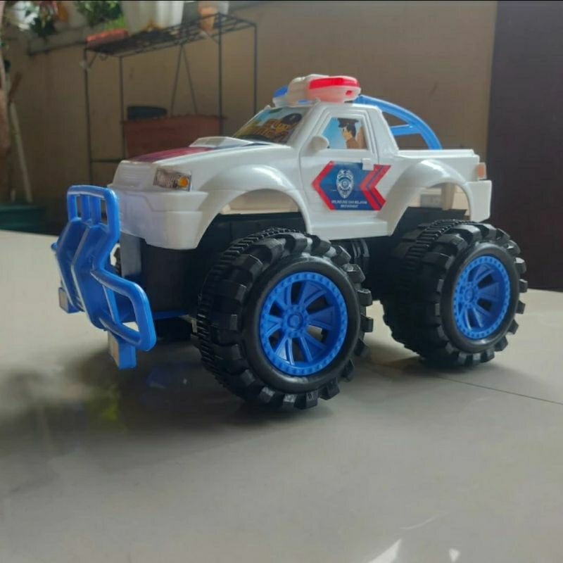Mainan Mobil Mobilan Jeep Polisi Anak Besar