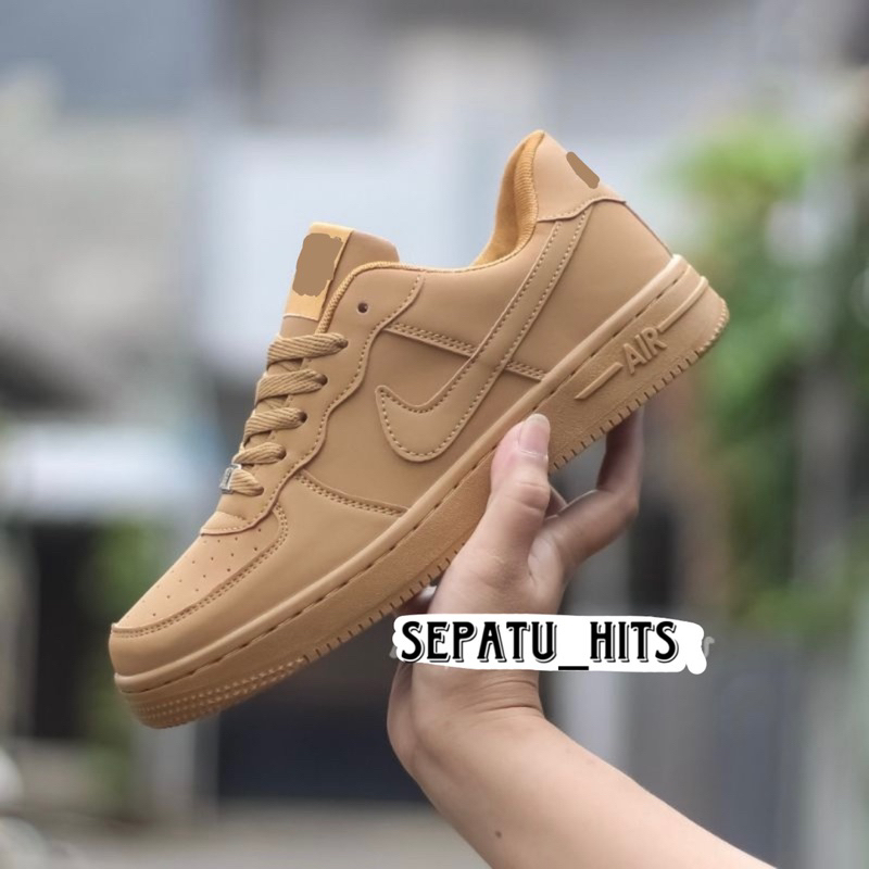 SEPATU PRIA FULL BROWN A1R FORC3 1 SNEAKERS PILIHAN TERBAIK MASA KINI BUAT SEPATU SANTAI ATAU TONGKRONGAN FULL TAN COKLAT SEPATU KASUAL PREMUM QUALITY