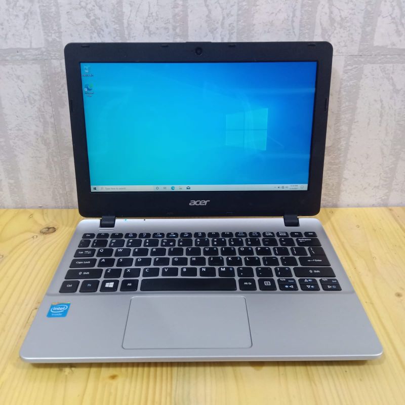 Acer Aspire intel Celeron Ram 4GB/2GB/500Gb Mulus SLIM SIAP PAKAI