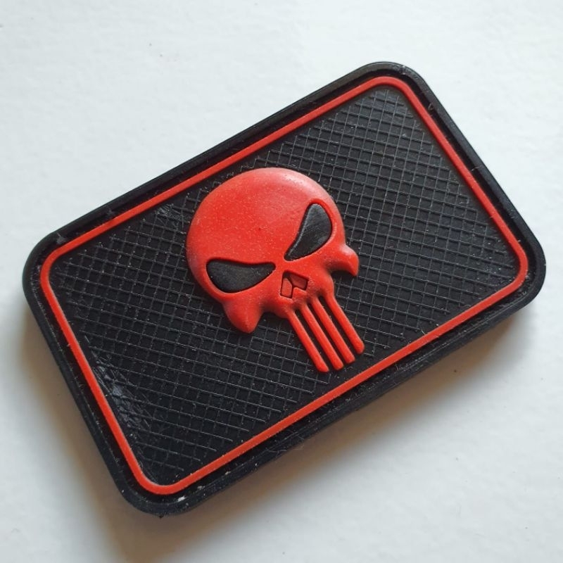 patch rubber logo tengkorak skull merah / funiser / tempelan emblem karet velcro