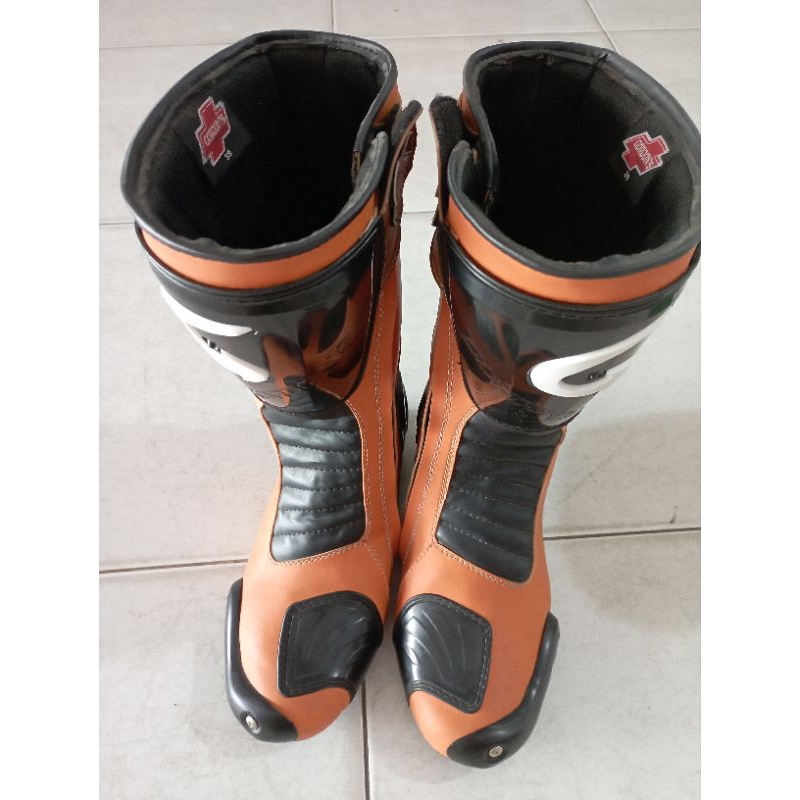 Sepatu Road Race Gordon Orange Black Size 39