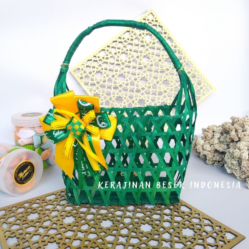 

Spesial idul fitri lebaran Tas belanja 20x10 warna dengan pita spesial lebaran Packaging hampers lebaran Parsel lebaran toples kue kering