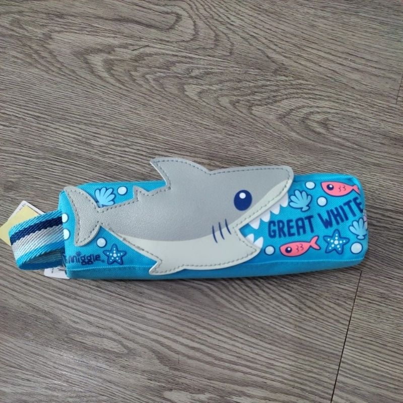 Tempat Pensil Smiggle Shark