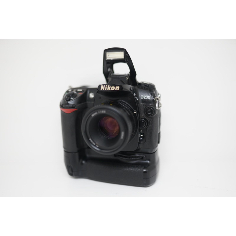 Kamera Nikon D200 Body Only
