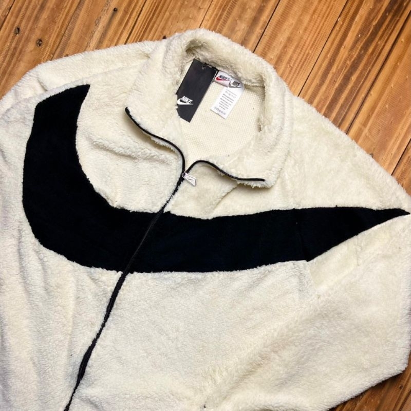 SHERPA JAKET NIKE BIG SWOOSH FULLTAG &amp; LABEL