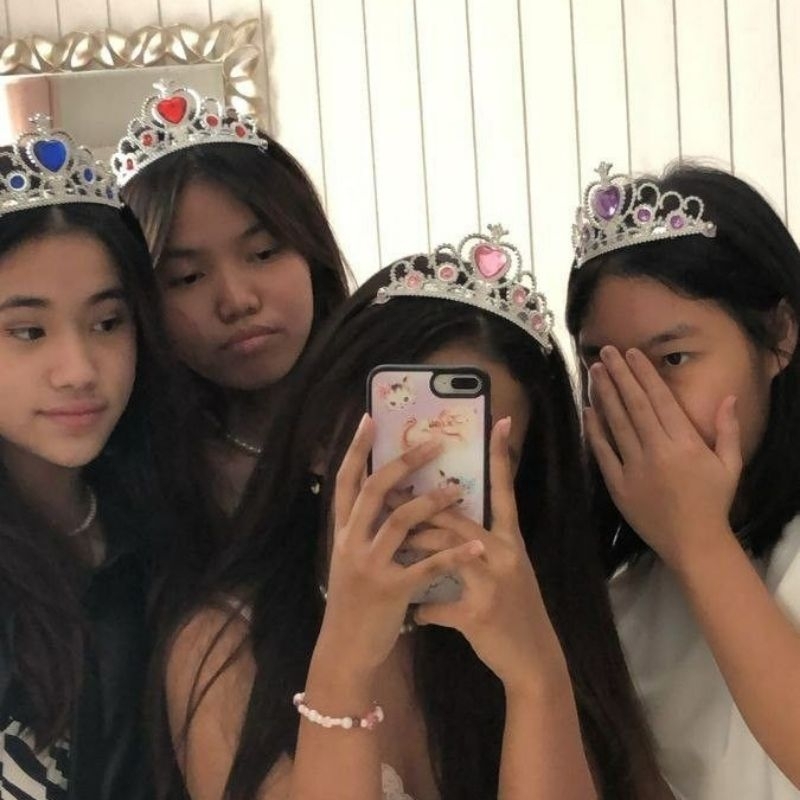 Frozen crown stick 2in1 wony wonyoung Sullyon loona Korean birthday headband// Tiara mahkota tongkat kristal love rhinestone untuk pesta ultah anak perempuan dewasa remaja photoshoot ulang tahun aesthetic kiyowo kawaii