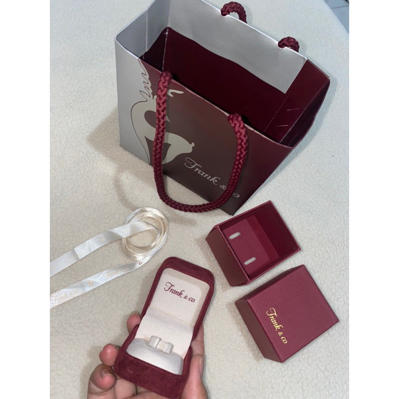 Ring Box Frank & Co - Kotak Cincin Frank & Co - Kotak Cincin F & CO - Tempat Perhiasan