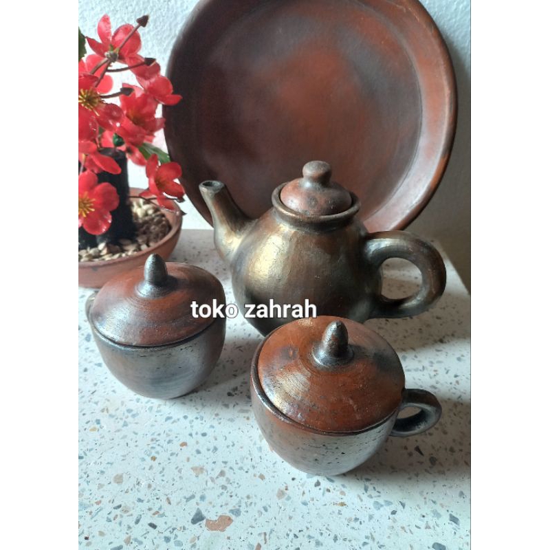 Teko Teh Poci Tanah Liat *Cangkir Dalam Halus*