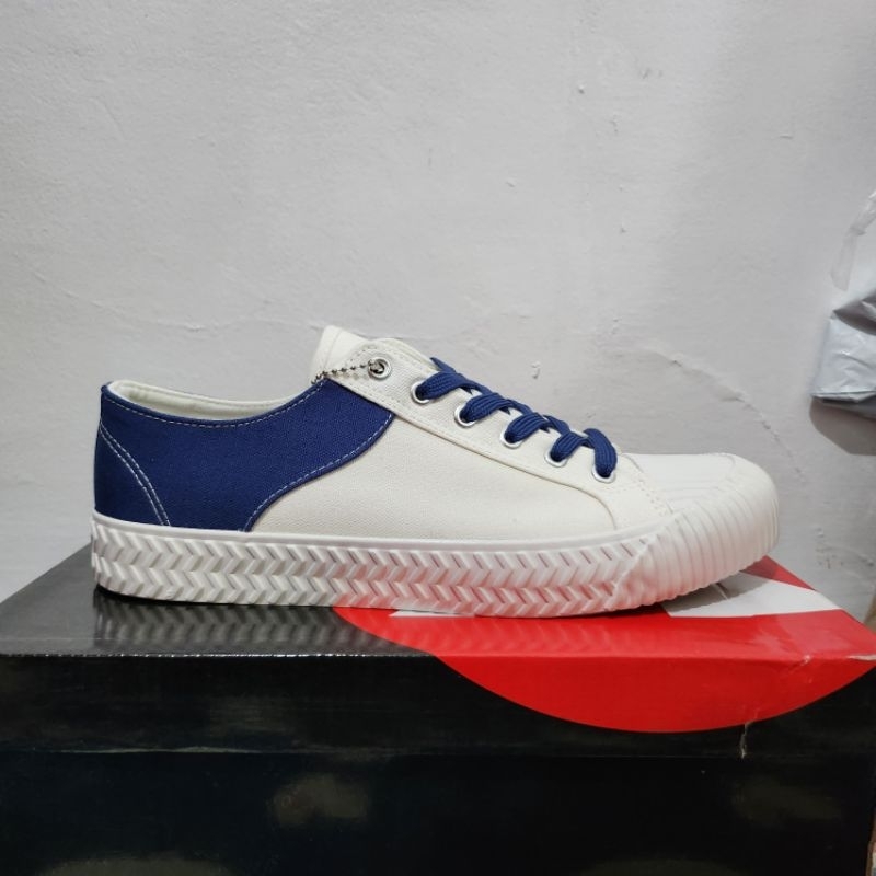 Airwalk Sneakers White size 40 41 42 43 44 / Sammy Rudy Ronica Rava / sepatu putih unisex
