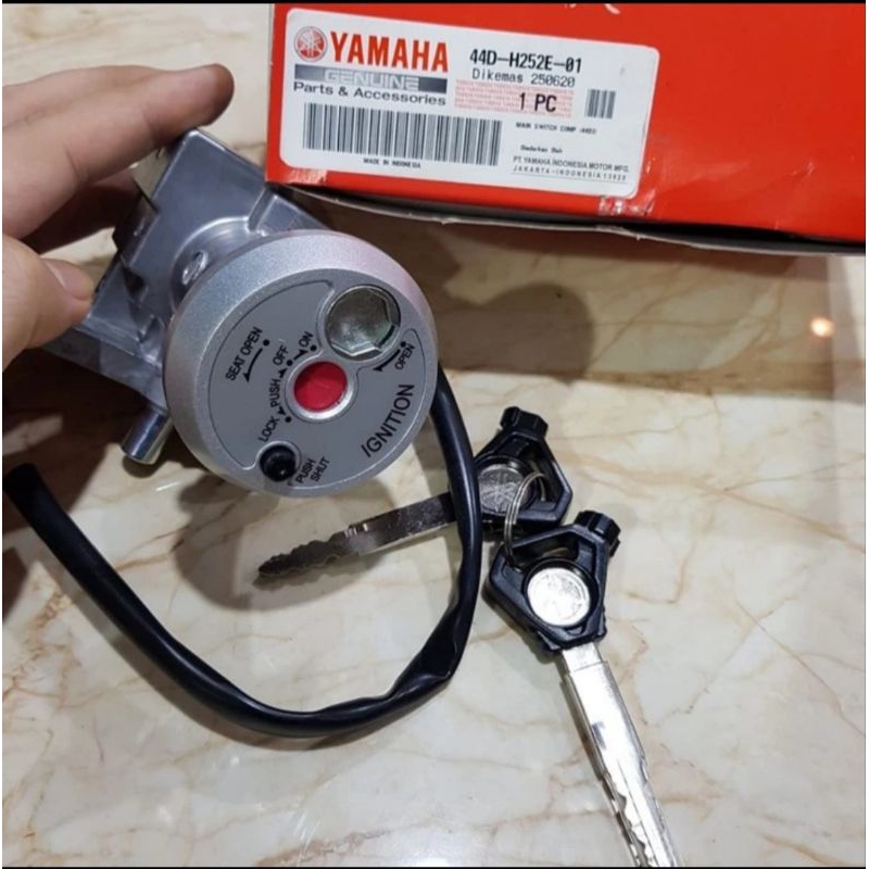 KUNCI KONTAK SET+JOK XEON KARBU ORI YAMAHA YGP