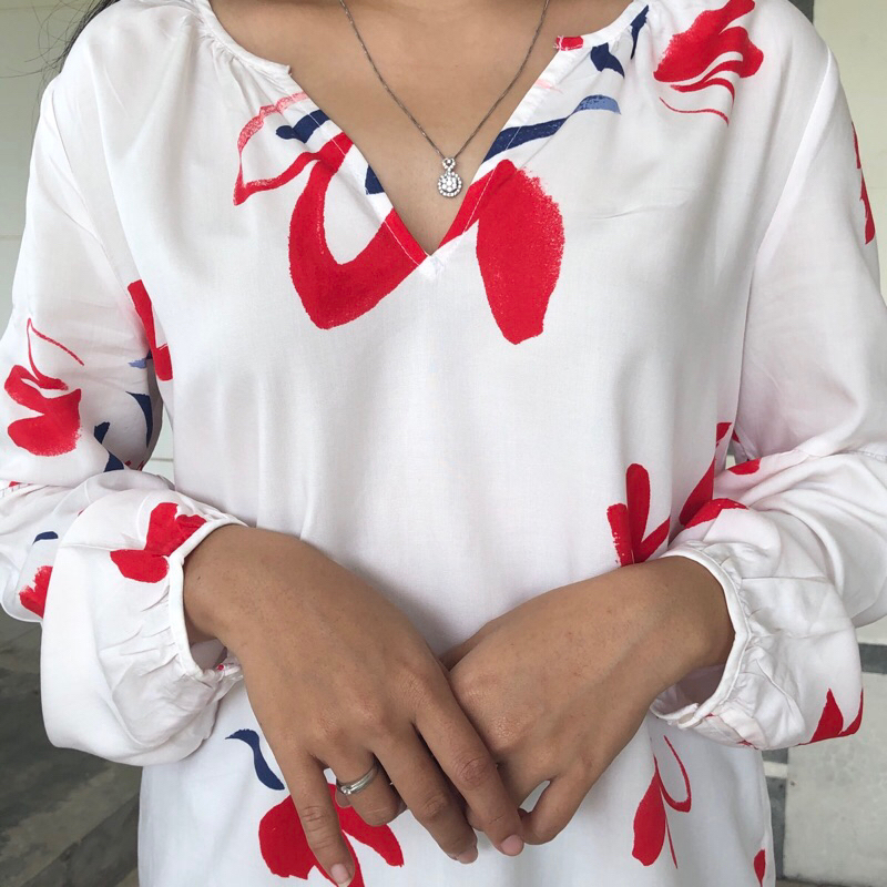 Defect Putih Lukis - Blouse Motif - Blouse Lengan Panjang