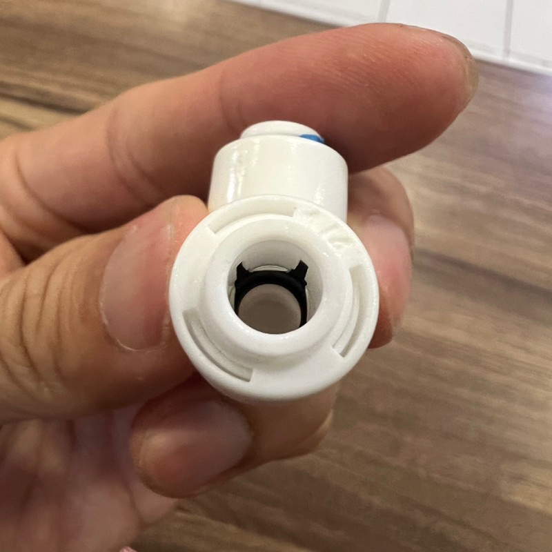 ELBOW PIPA DISPENSER GALON BAWAH MIYAKO WDP 200 300 ORIGINAL QUICK COUPLING ELBOW ORIGINAL MIYAKO NEPEL DISPENSER