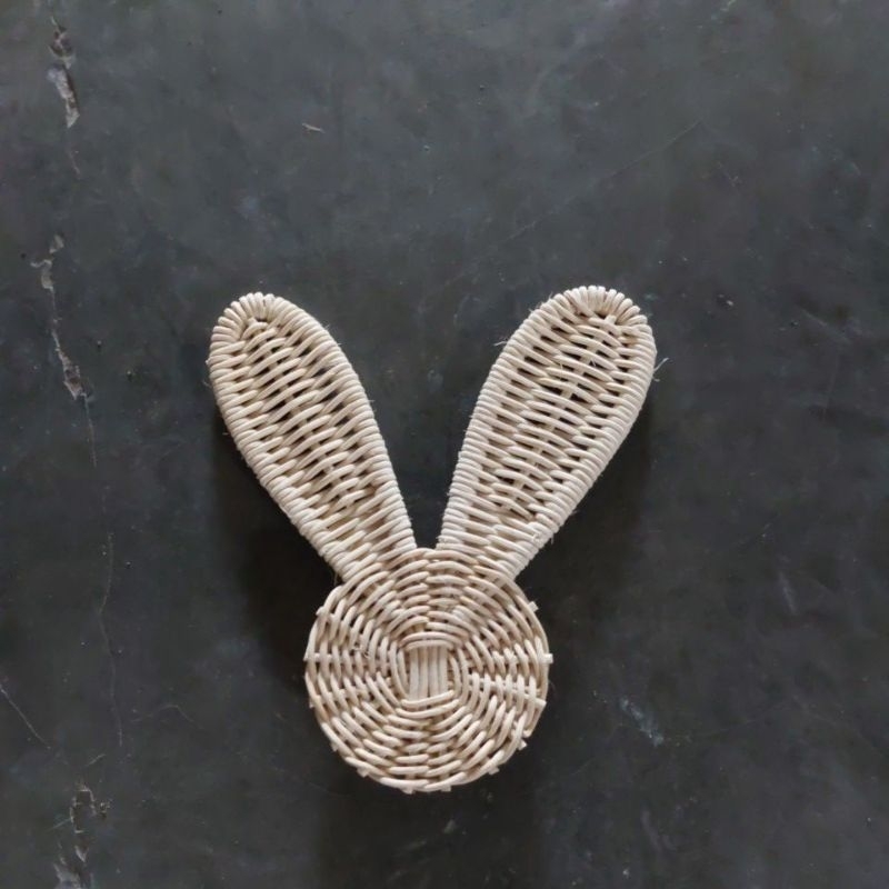 dekorasi dinding mickey bunny rotan