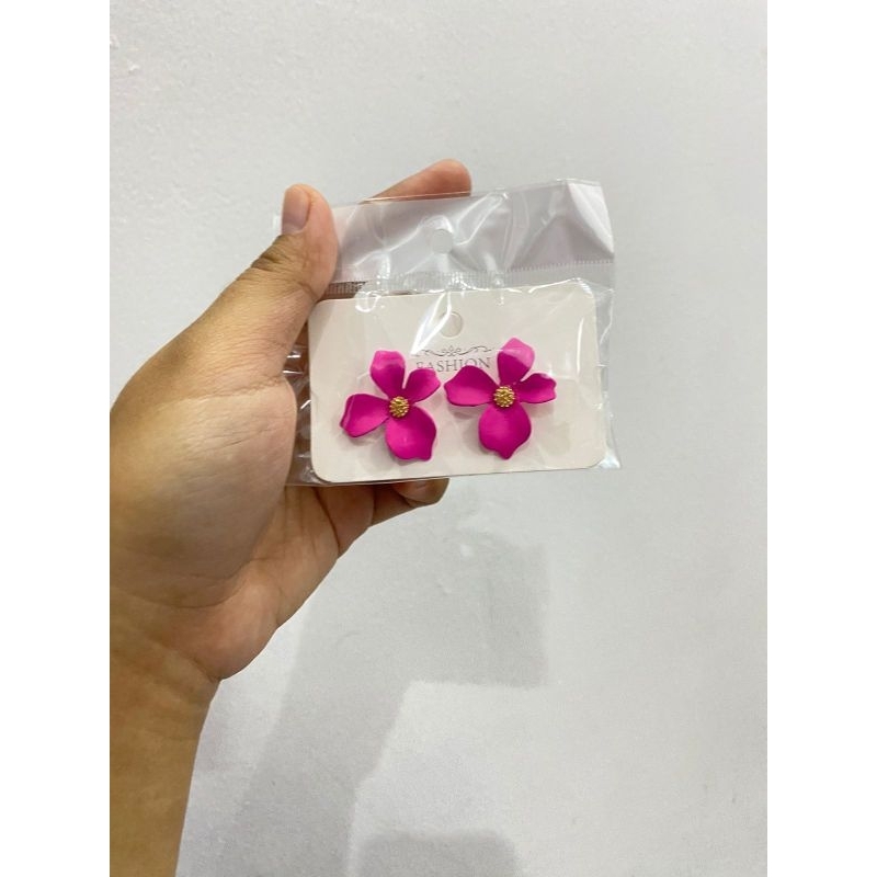 aksesoris anting hijab Daisy