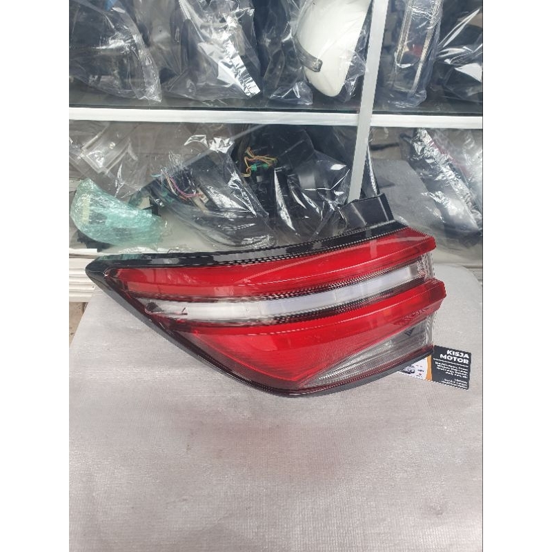 stop lamp mobil toyota fortuner VRZ