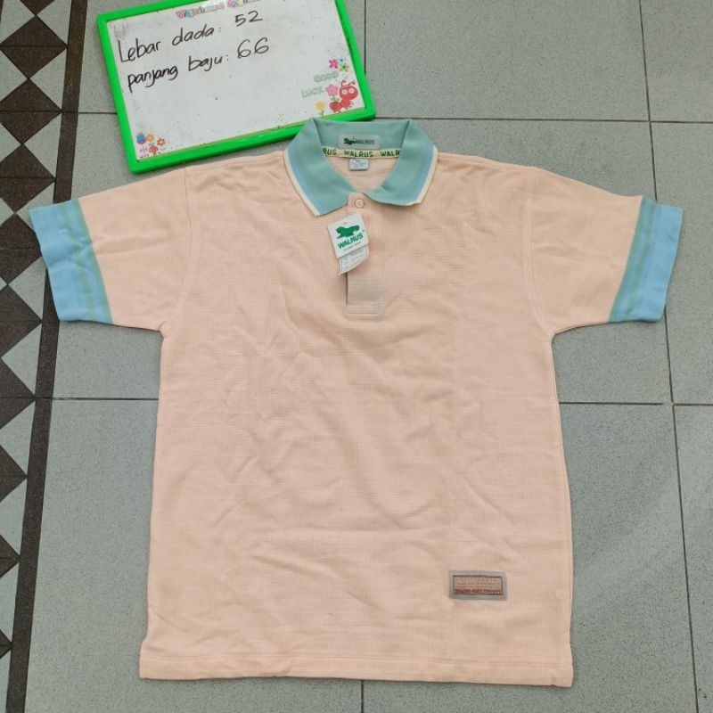 Kaos polo berkerah pria WALRUS size S NEW