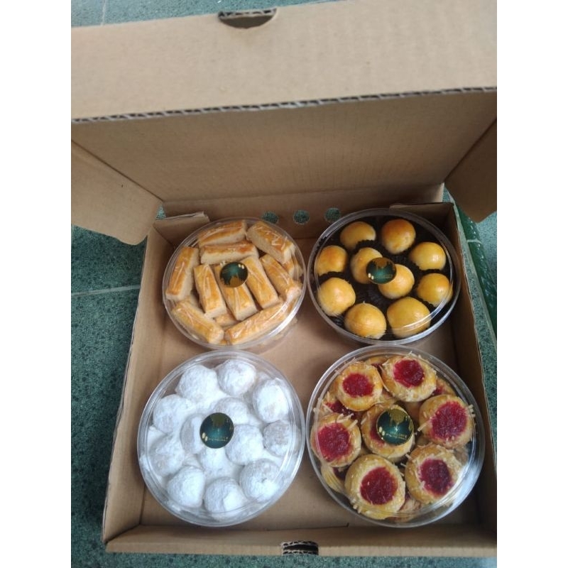 

KUE KERING LEBARAN KUKER❤