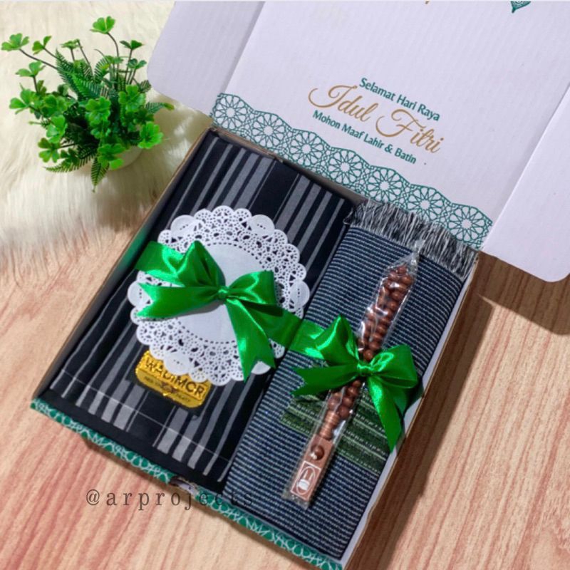 

Hampers Lebaran Parsel Idul Fitri Hadiah Ramadhan Parsel Hari Raya Gift Seserahan Kado Ultah Souvenir Wedding Pengajian - Paket 8