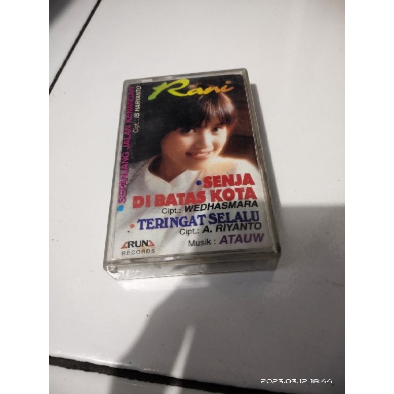 kaset pita rani / senja di batas kota