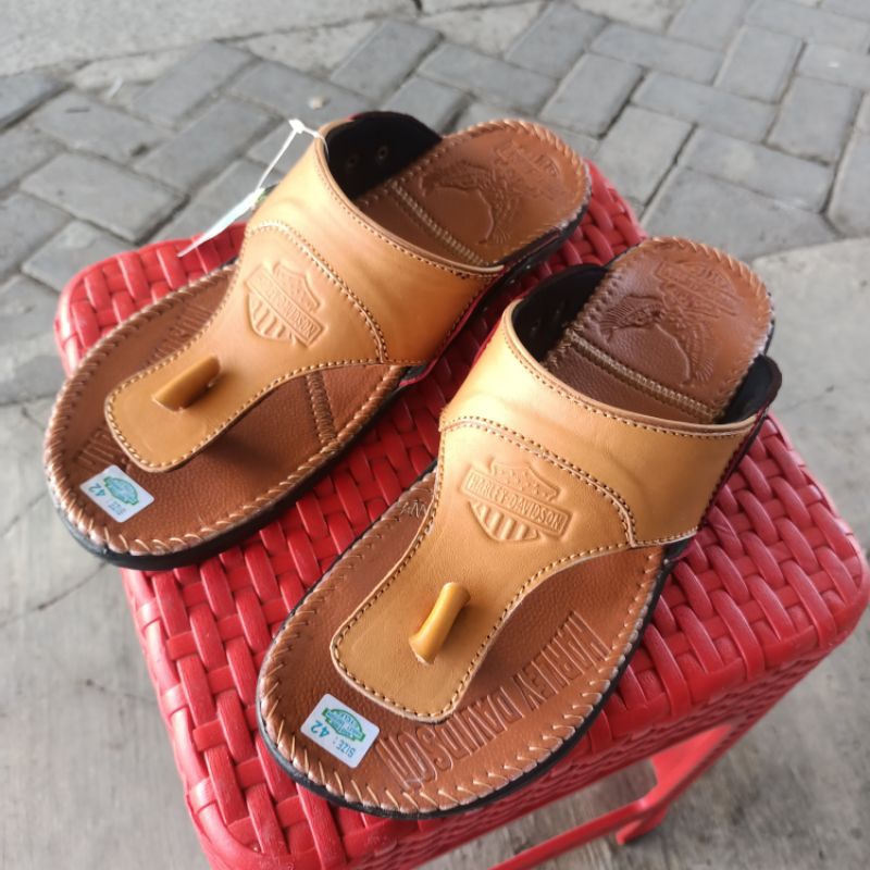 sandal Harley kulit asli harga murah sol nya enggak licin