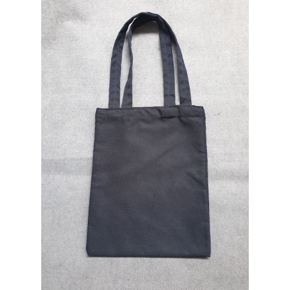 Totebag Polos Kanvas Hitam Ukuran 35 x 40 Cm Tas Tote Godie Goodie Bag Goodiebag Jinjing Tenteng Resleting Untuk Sekolah Kuliah Pria Wanita