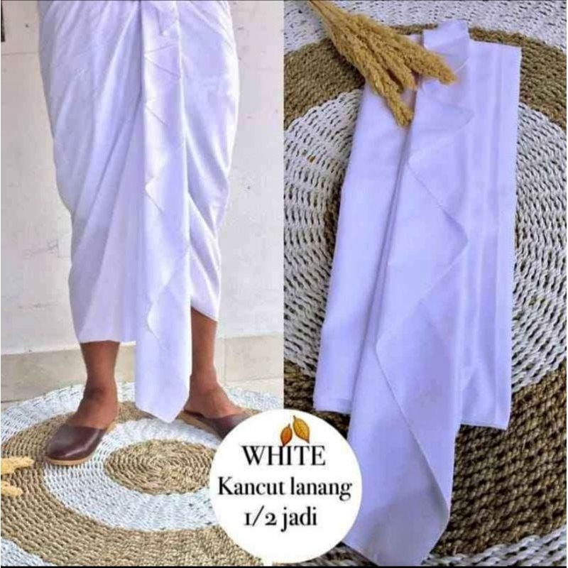 Kamen  pria setengah jadi pakaian adat Bali