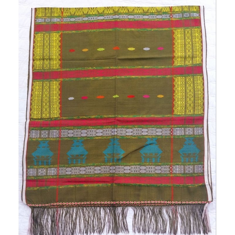 Uis nipes sutra motif rumah adat nuansa hijau