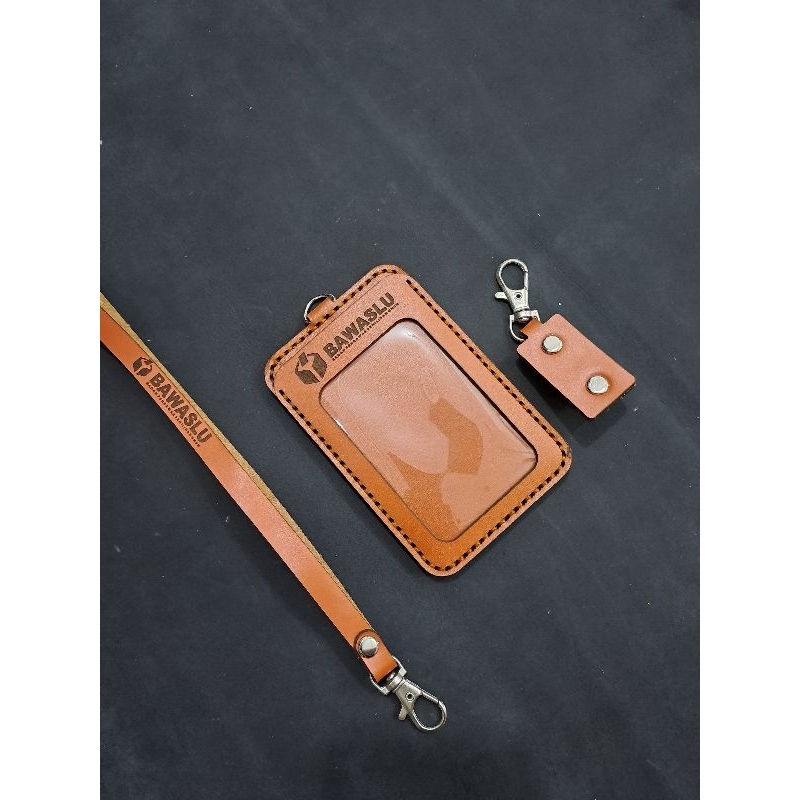 

Id Card Holder Kulit Lanyard Ekslusif Bisa logo sendiri