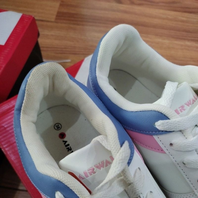 Sepatu Airwalk Sevion (F)