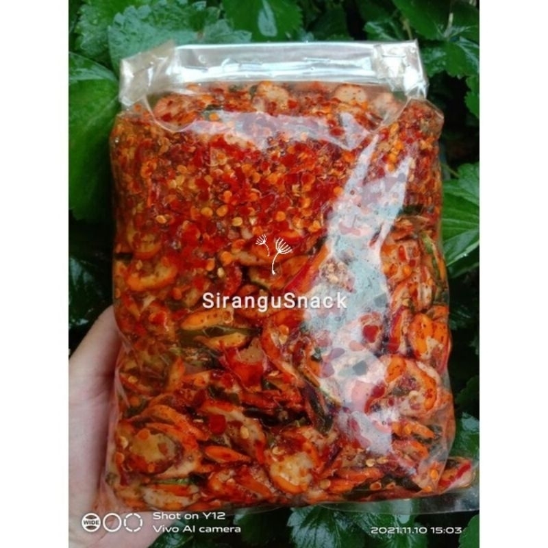 

seblak kering daun jeruk 1kg kerupuk bawang exstra pedas
