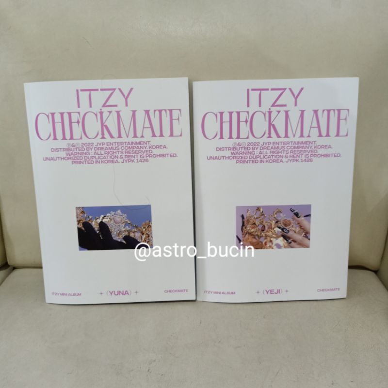 Album Only Itzy Checkmate Yeji / Yuna Version