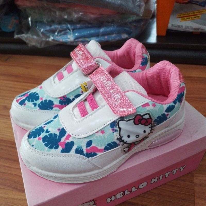 Sepatu Hello Kitty HEY005095WHT