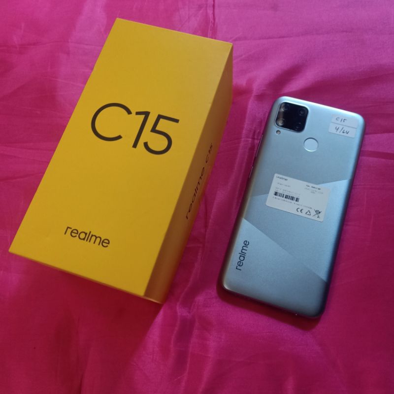 realme c15 ram4gb internal64gb , second like new