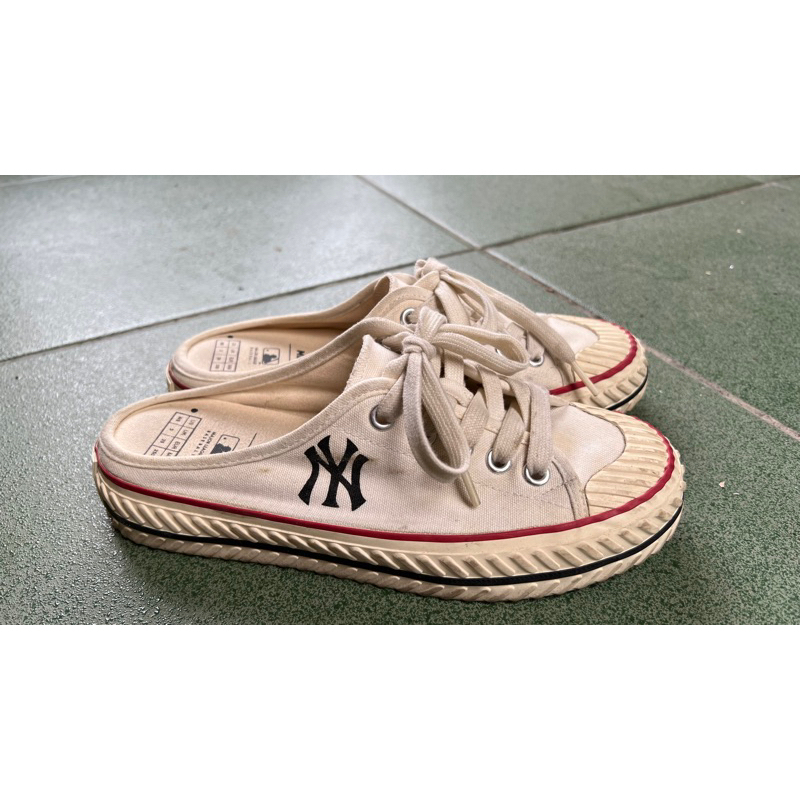 preloved MLB slip on shoes