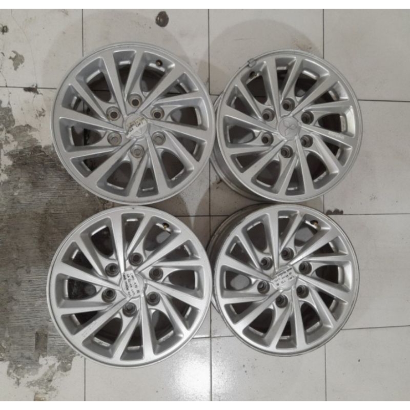 VELG MOBIL SEKEN STD  PAJERO RING 16X7,5 ET38 BAUT 6X139