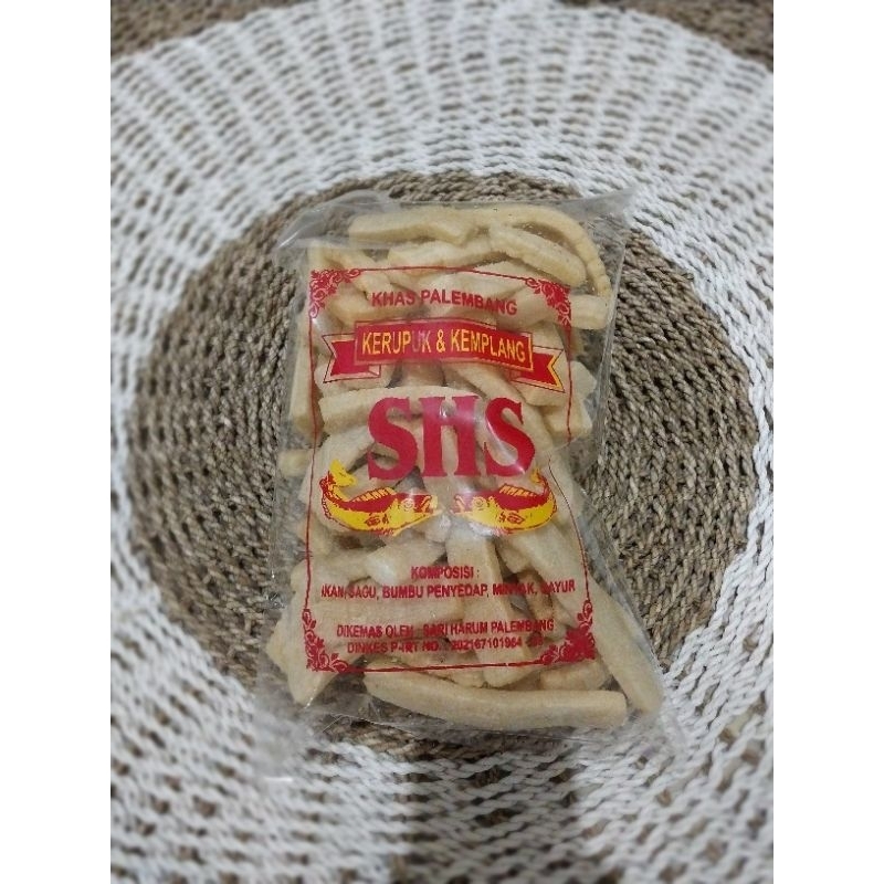 

Kerupuk Rambak / Kerupuk Stik panjang