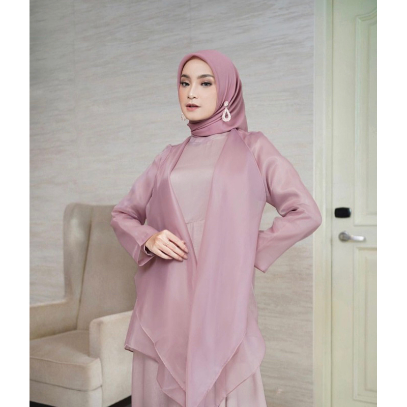 set organza outer + dress